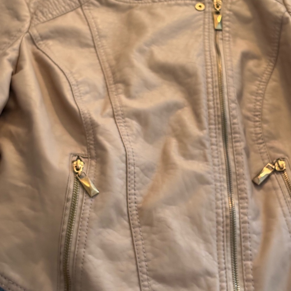 NWT Therapy Blush Motorcycle Jacket with Zippered Front Large Faux Leather - Picture 4 of 9